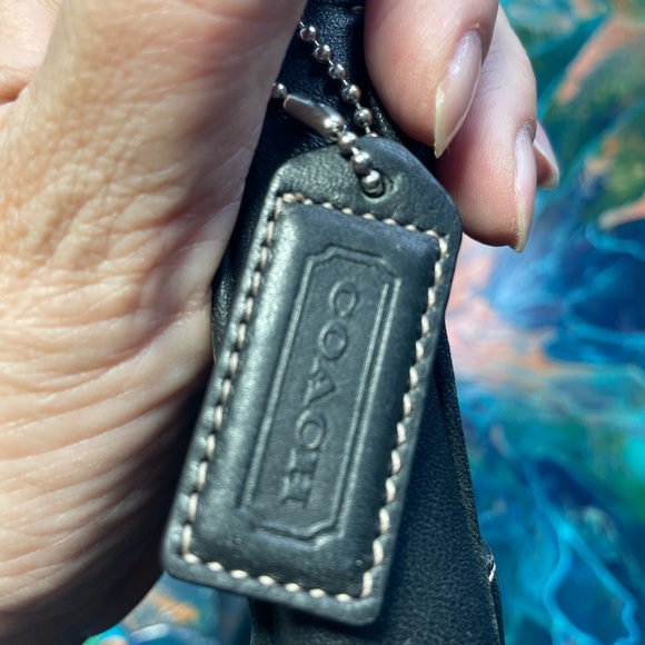 Coach Hampton Clip Lock Black Leather Shoulder Bag - Picture 15 of 16